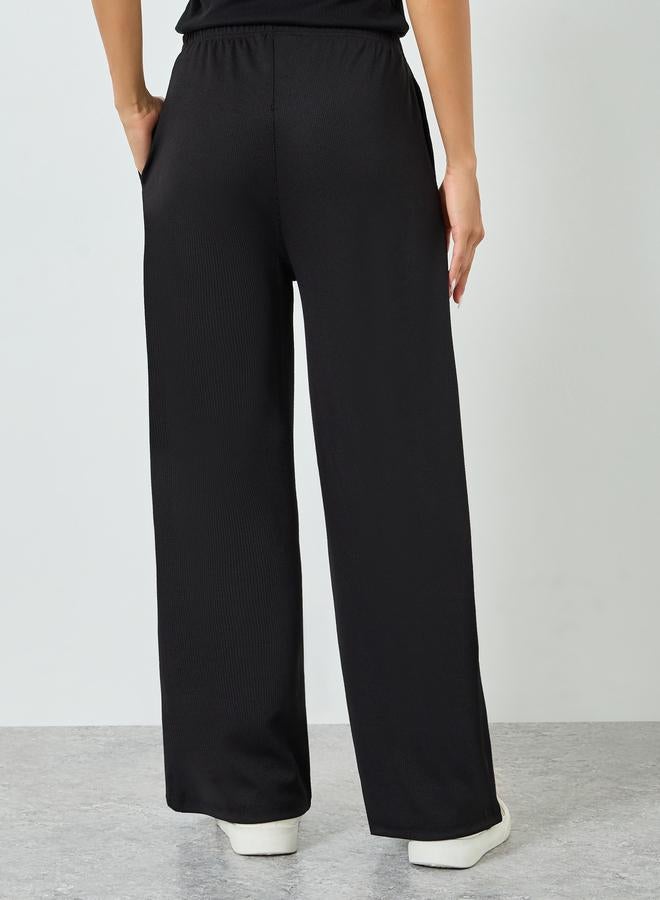 ستايلي بنطال جوغر بقصة مريحة وخصر مطاطي - Image 3